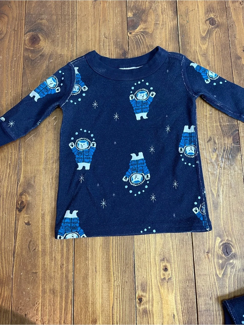 Hanna Andersson size 0-3 months navy blue bear print pajamas